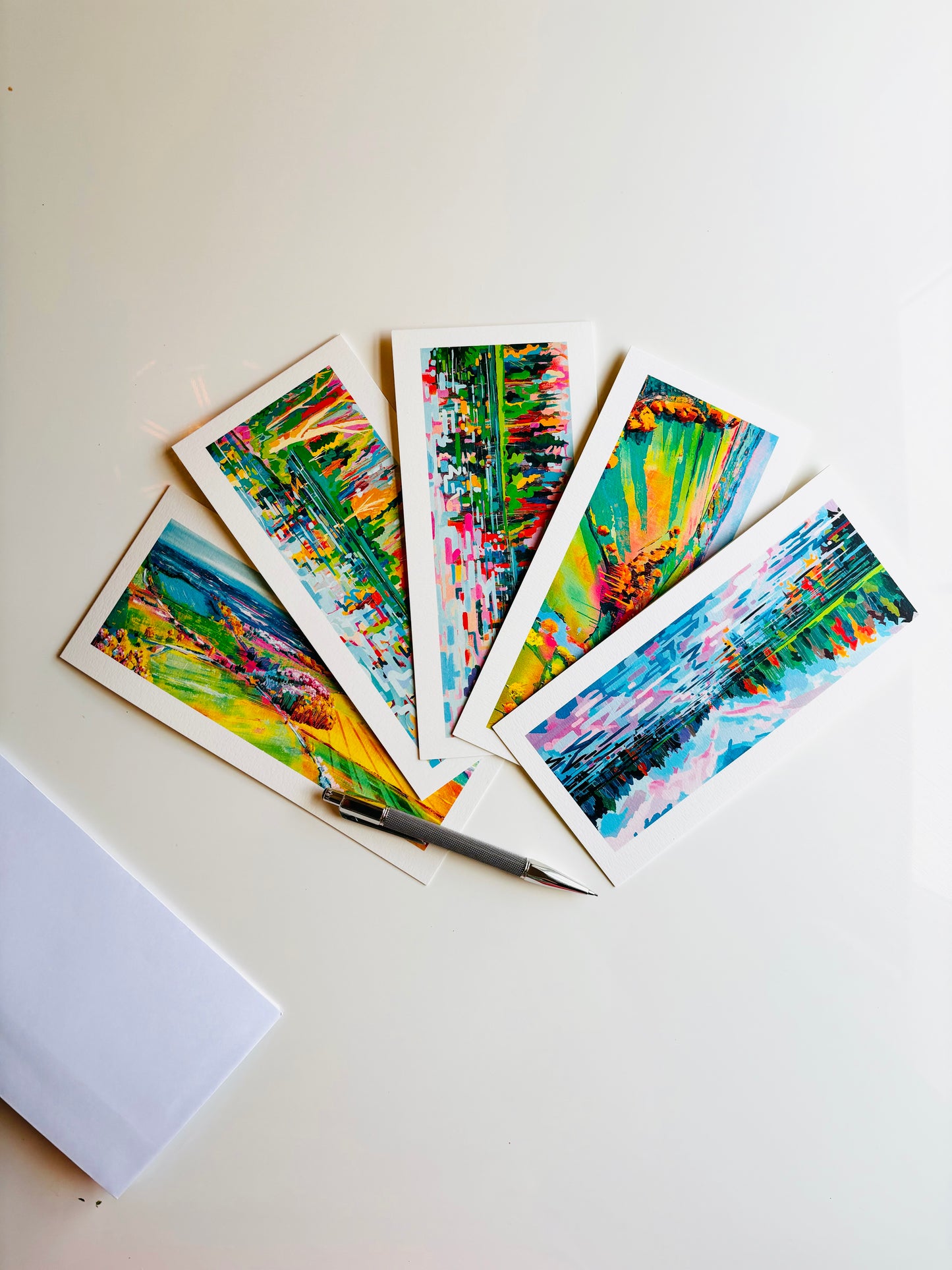 Pack of 5 greetings cards with envelopes